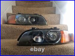 BMW 5 E39 2000 Pair Headlights