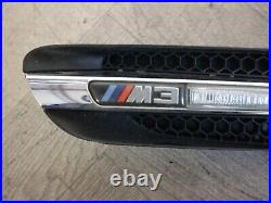 BMW E90 M3 Front Wing Grille Badge With Indicator Pair 046 447, 046 448